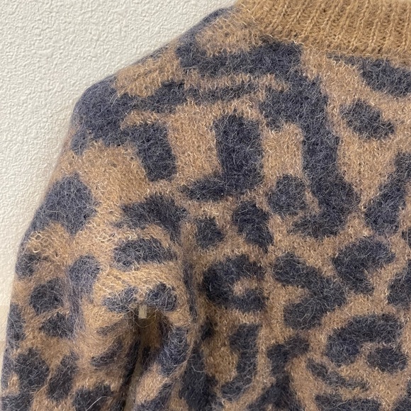 Sezane Octave Leopard Print Sweater - Picture 8 of 9